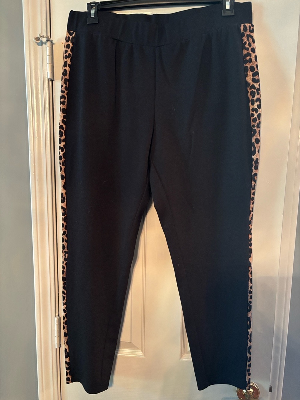 Michael Kors Leopard Side-Stripe Black Leggings